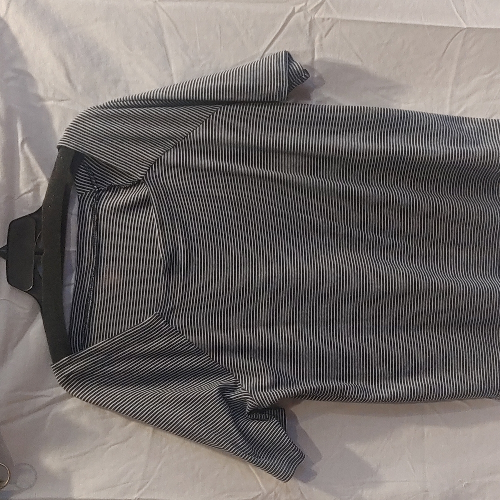 Dress Barn Blue and White Stripes T-Shirt size 1X